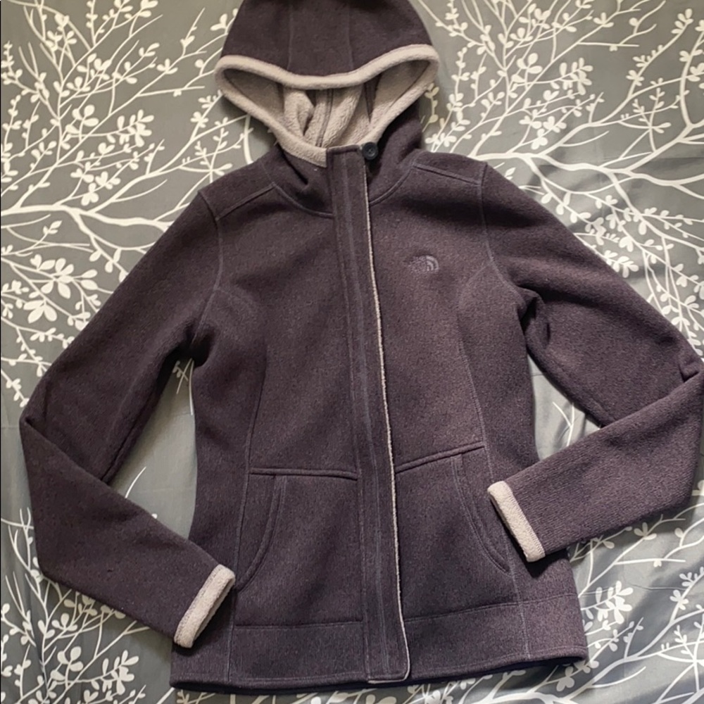 Great Warm North Face Purple Hooded Jacket size XS